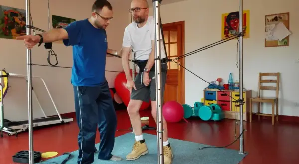 Praca fizyczna po udarze: Jak wrócić bezpiecznie i mądrze?